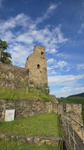 Burg Are